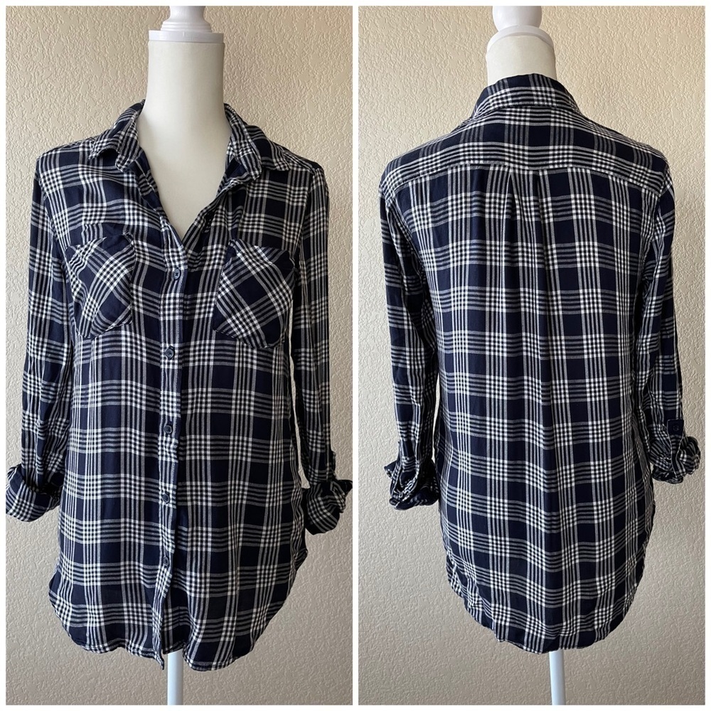 Banana Republic boyfriend fit button down- x-small